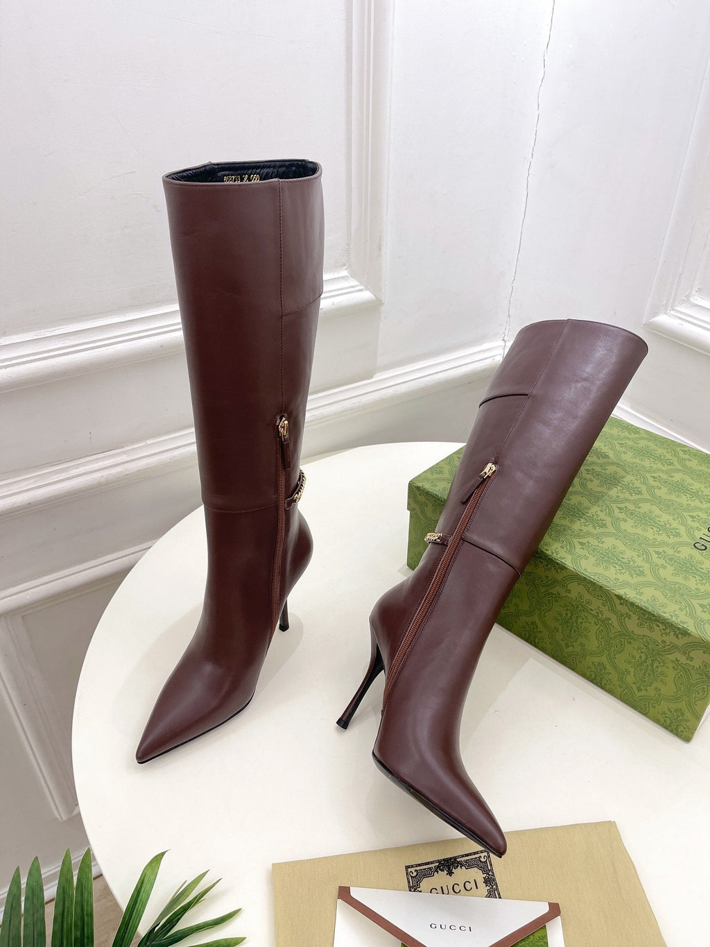 GUCCI SIGNORIA KNEE BOOTS 10.5CM IN WALNUT BROWN CALFSKIN