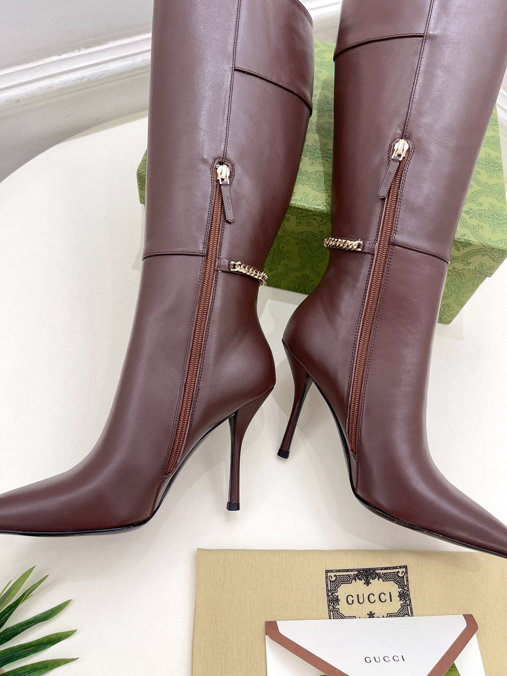 GUCCI SIGNORIA KNEE BOOTS 4.5CM IN WALNUT BROWN CALFSKIN